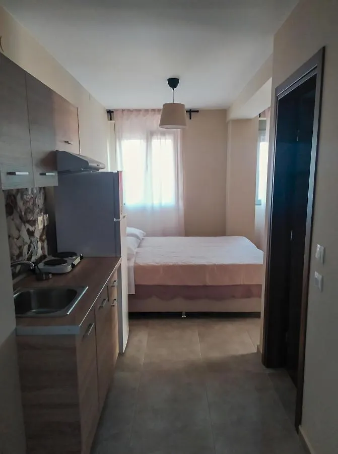 Apart Otel Villa Nikos Neos Marmaras Yunanistan