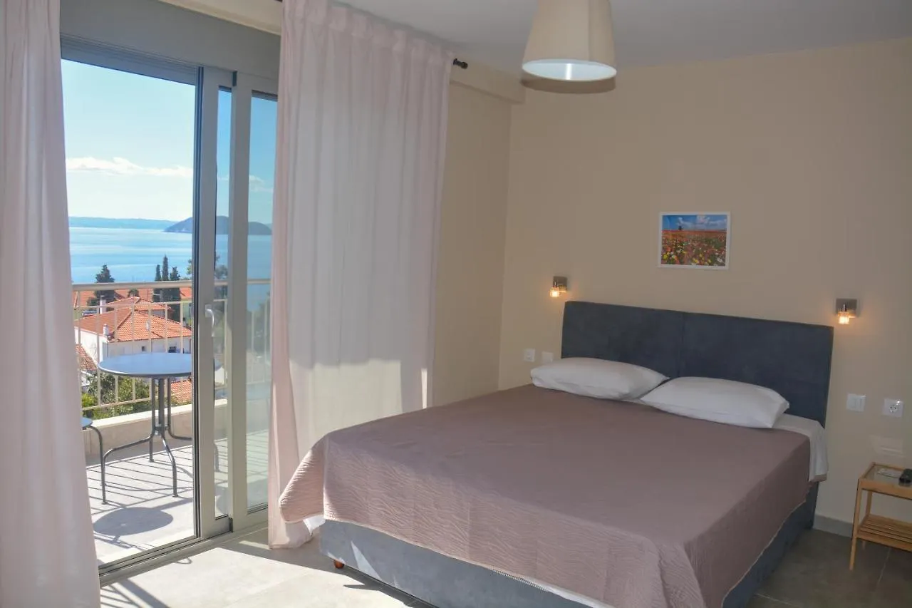 Villa Nikos Neos Marmaras